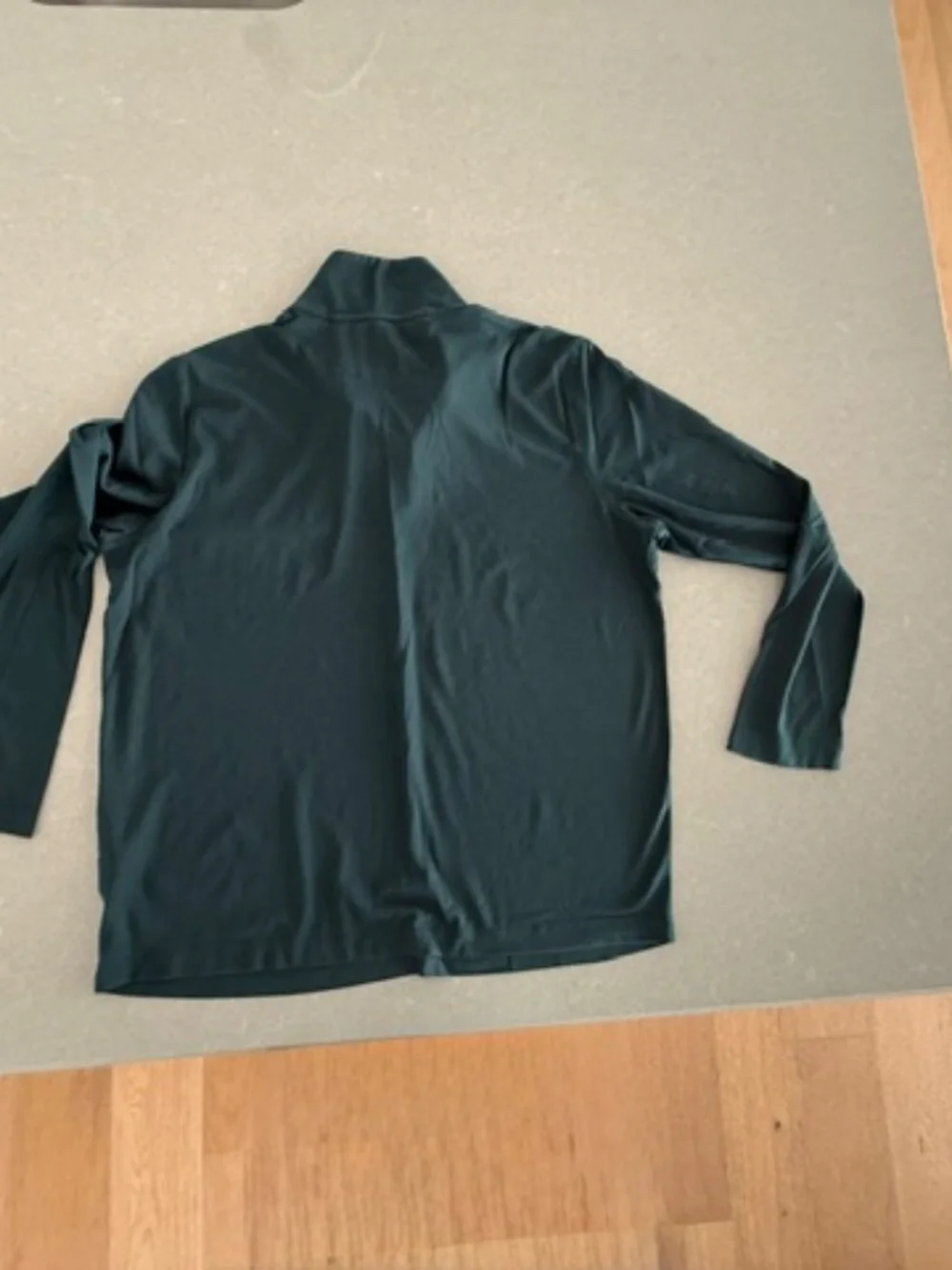 Men's XL Banana Republic Luxury Touch Half-Zip Green 1/4 Zip Shirt Barely worn